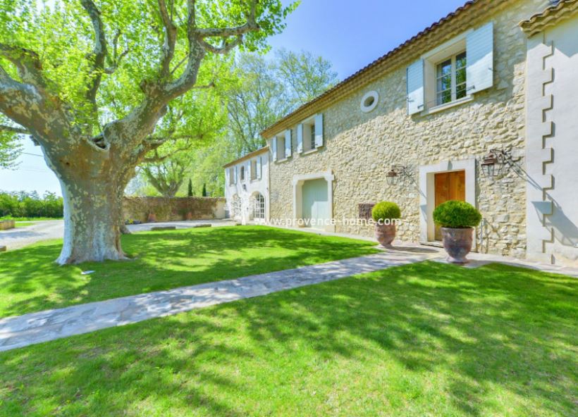 mas-le-thor-vente-provence-home